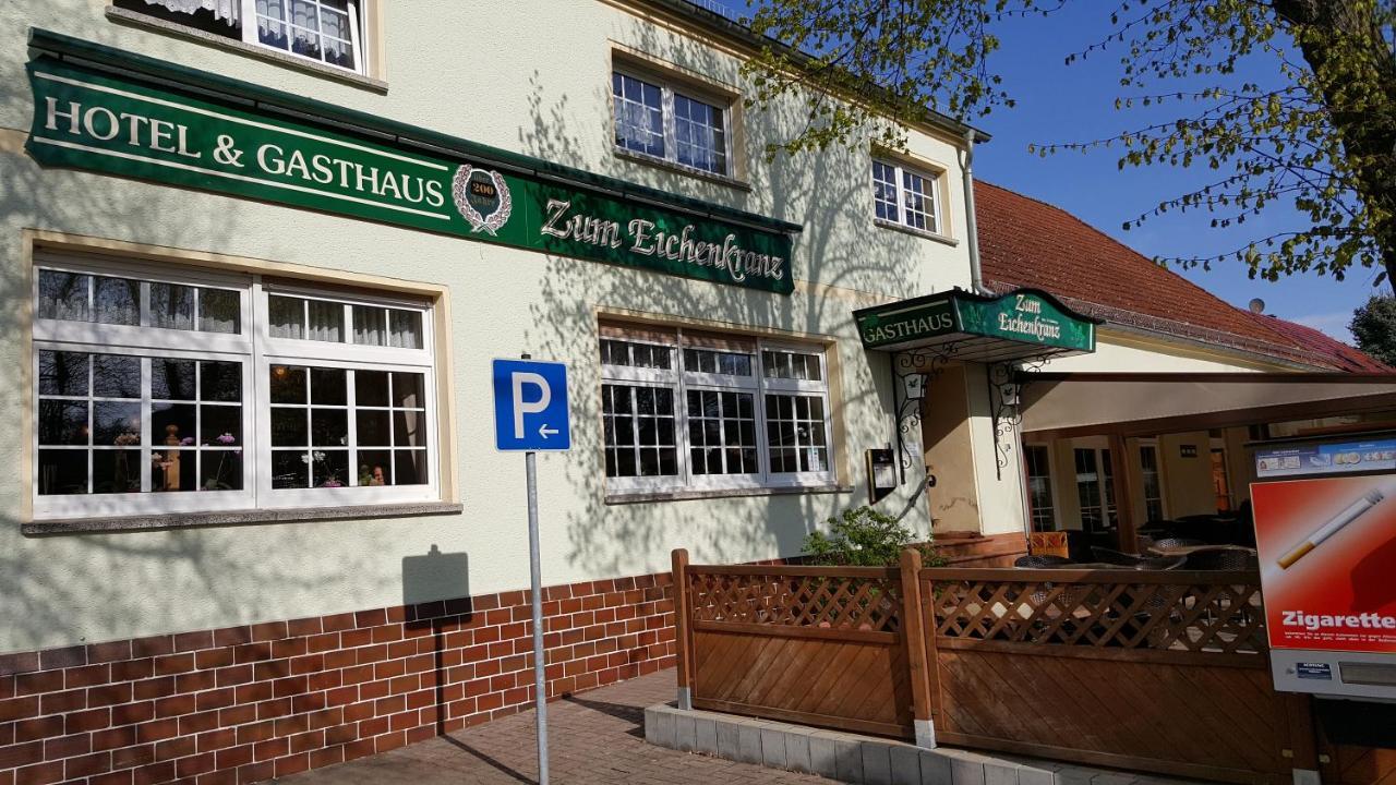 Hotel & Gasthaus Zum Eichenkranz Luckenwalde Buitenkant foto