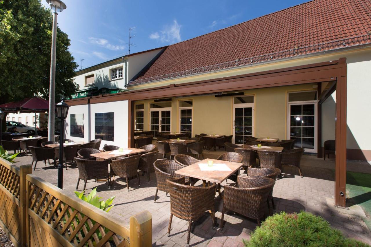 Hotel & Gasthaus Zum Eichenkranz Luckenwalde Buitenkant foto