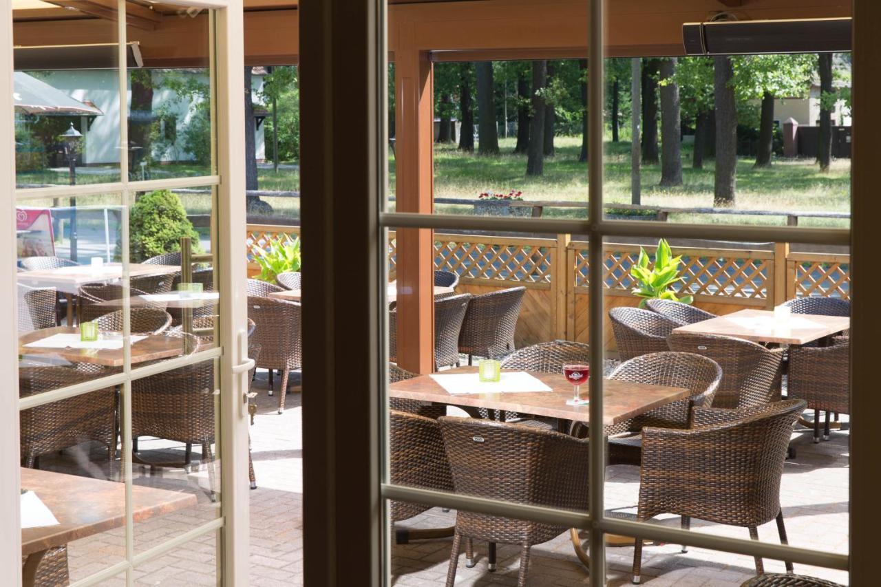 Hotel & Gasthaus Zum Eichenkranz Luckenwalde Buitenkant foto